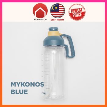 IMG_2864 Large Big Water Bottle 1800ml 💪 With Large Straw Do not need to keep refilling water because can keep large amount of water Strong Handle Easy Lock Lid Zero Leak BPA FREE Minimalist Design MUJI Feel Popular Colour of 2021 Order Now