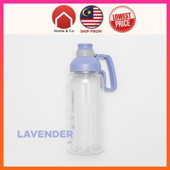 IMG_2866 Large Big Water Bottle 1800ml 💪 With Large Straw Do not need to keep refilling water because can keep large amount of water Strong Handle Easy Lock Lid Zero Leak BPA FREE Minimalist Design MUJI Feel Popular Colour of 2021 Order Now